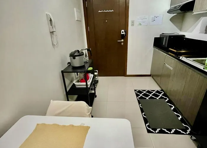Aparthotel New 1 Bedroom Next To Robinsons Galleria With 200mbps Internet *